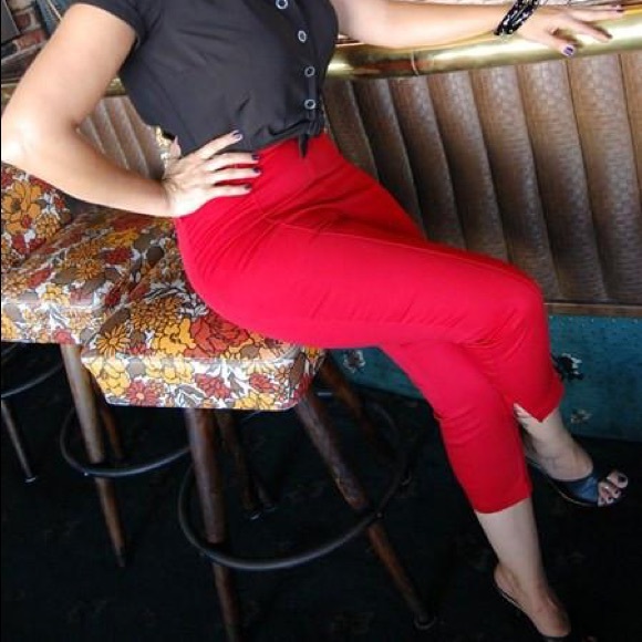 Red Capris - Picture 2 of 4